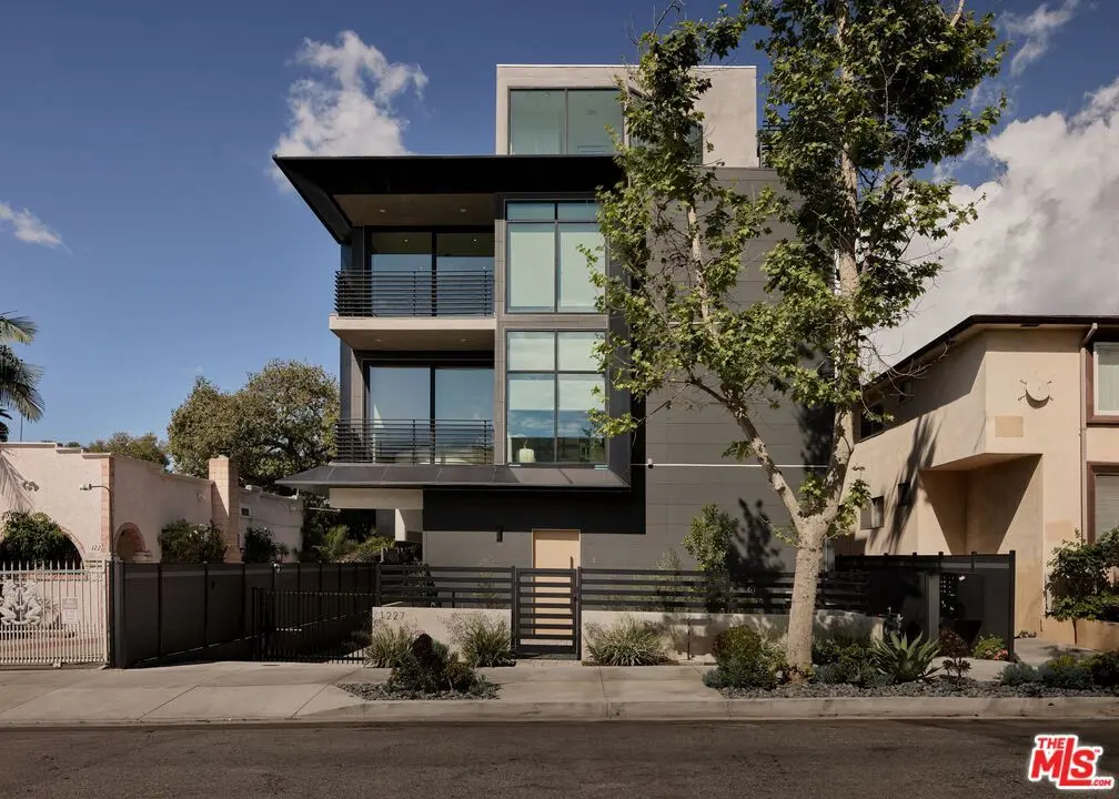 Single Family Residence for sale at 1227 N Formosa Avenue 1, Los Angeles, CA featuring 2 beds and 3 baths