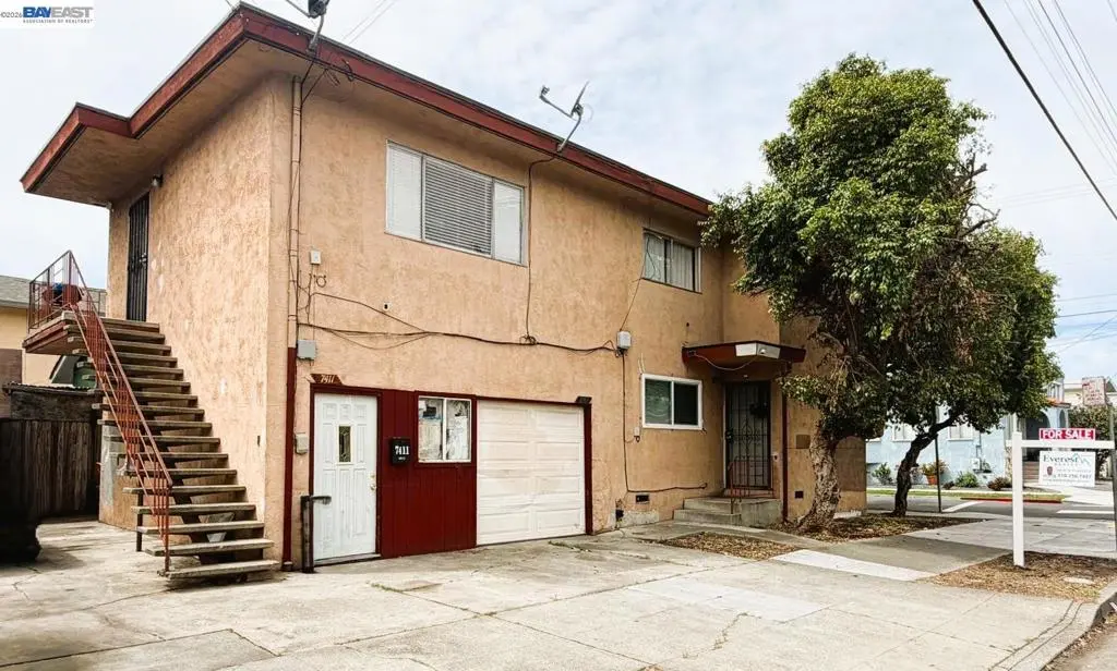 Duplex for sale at 7401 7411 Hillside St, Oakland, CA