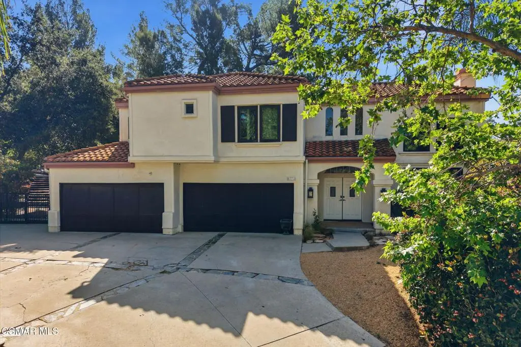 Residential Lease for rent at 5536 Easterly Road, Agoura Hills, Los Angeles County, CA featuring 5 beds and 5 baths