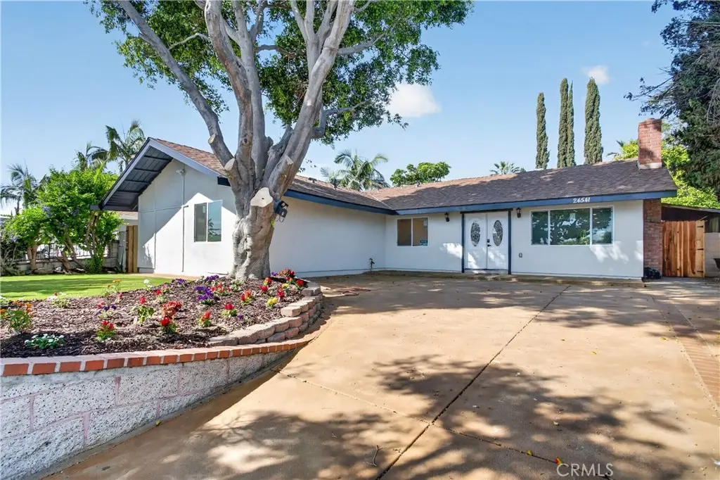 Single Family Residence for sale at 24541 Penfield, Lake Forest, CA featuring 3 beds and 2 baths