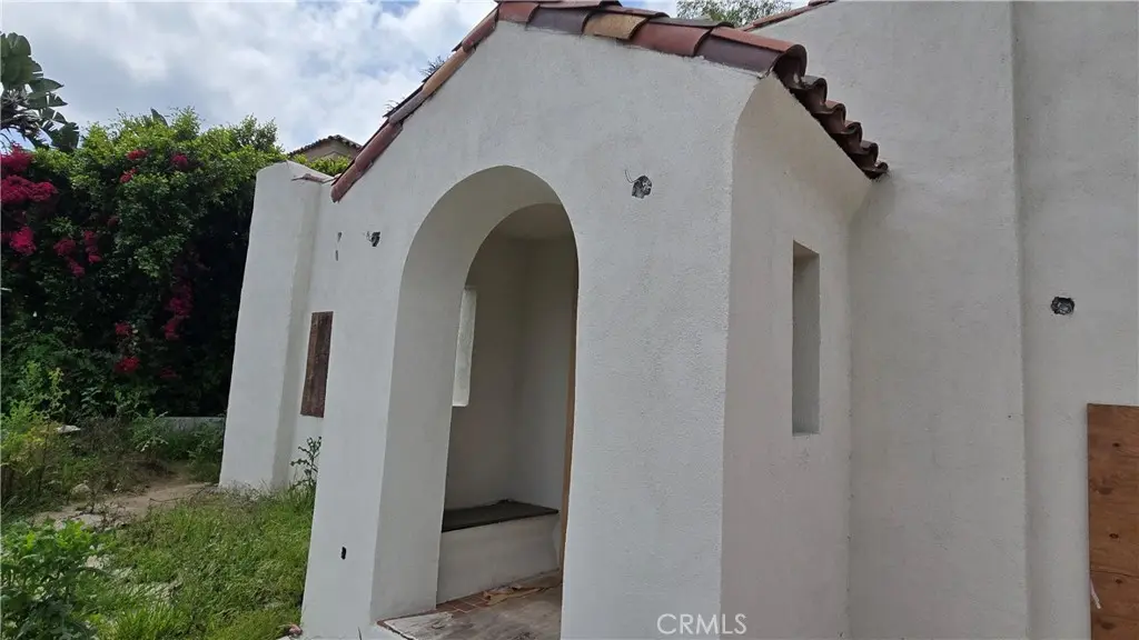 Single Family Residence for sale at 2680 Ivan Hill, Los Angeles, CA featuring 4 beds and 3 baths