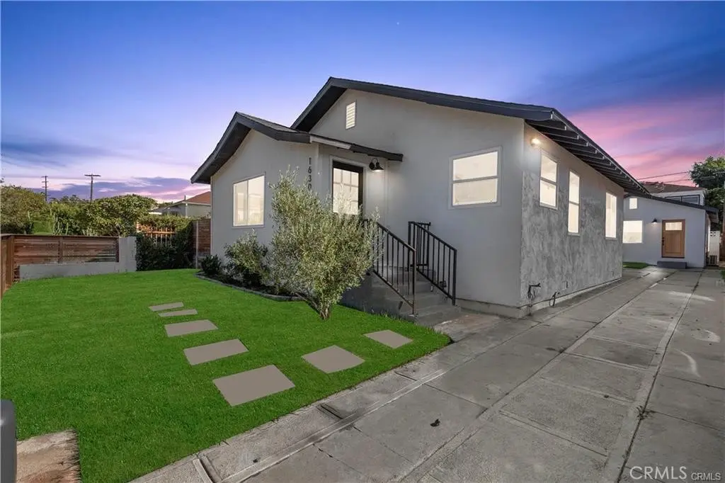 Duplex for sale at 1630 S Ridgeley, Los Angeles, CA featuring 4 beds and 4 baths
