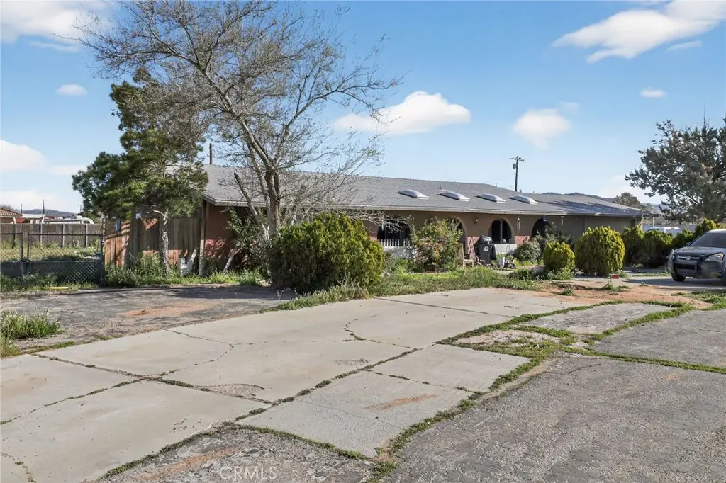 15190 Cheyenne, Apple Valley, CA — listing photo 1