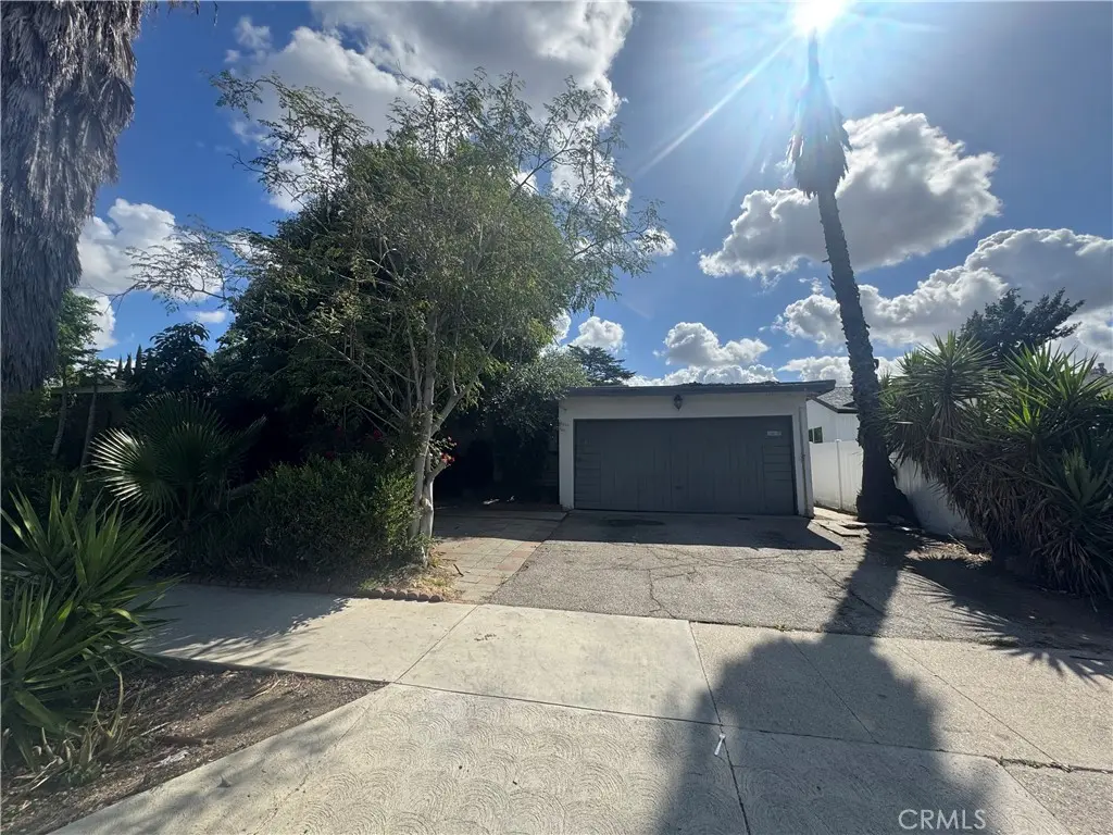 8116 Willis Avenue, Panorama City, CA — listing photo 1