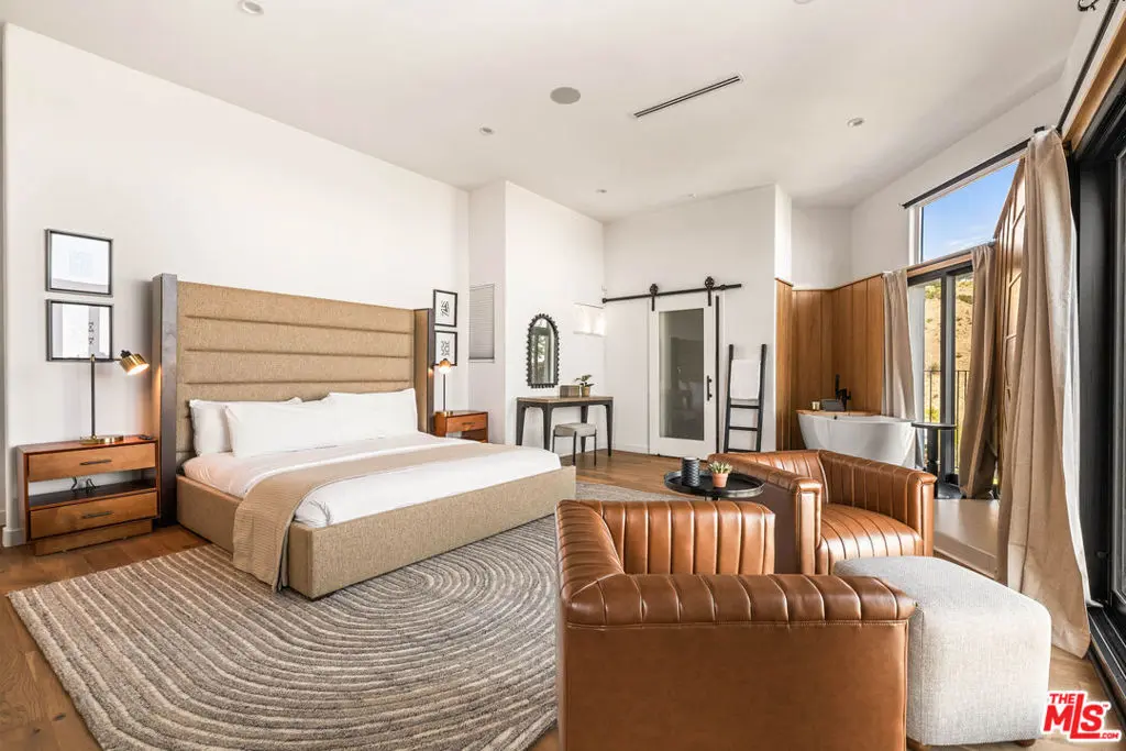 Residential Lease for rent at 8425 Hillside Avenue, Los Angeles, Los Angeles County, CA featuring 5 beds and 5 baths