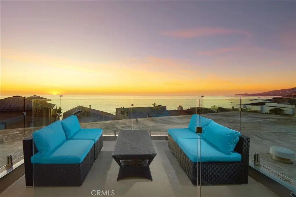 Single Family Residence for rent at 2680 Victoria Drive, Laguna Beach, CA featuring 3 beds and 4 baths