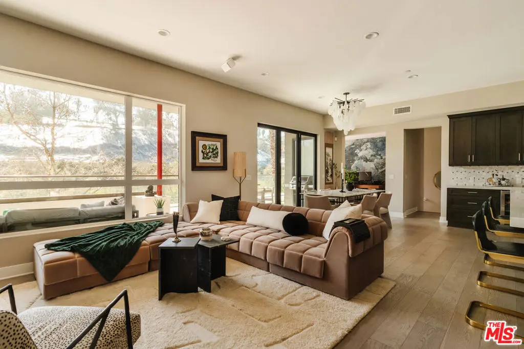 Condominium for sale at 12765 Bluff Creek Drive 1, Los Angeles, CA featuring 4 beds and 4 baths