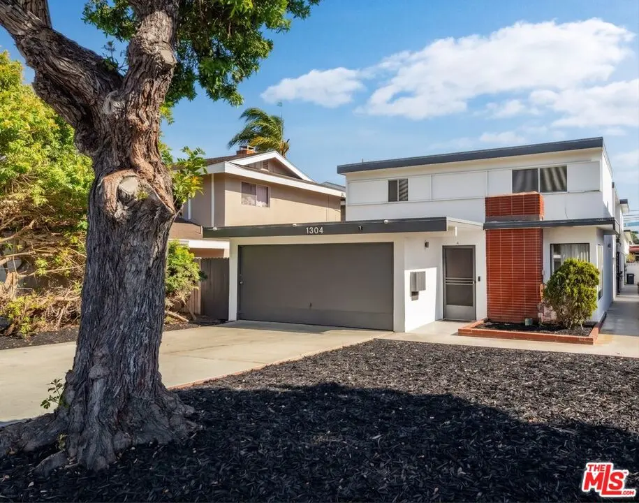 1304 Amethyst Street, Redondo Beach, CA — listing photo 1