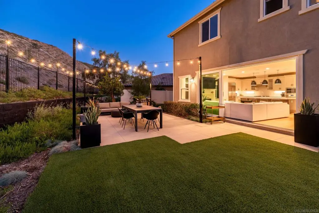 998 Woodhaven, San Marcos, CA — listing photo 1