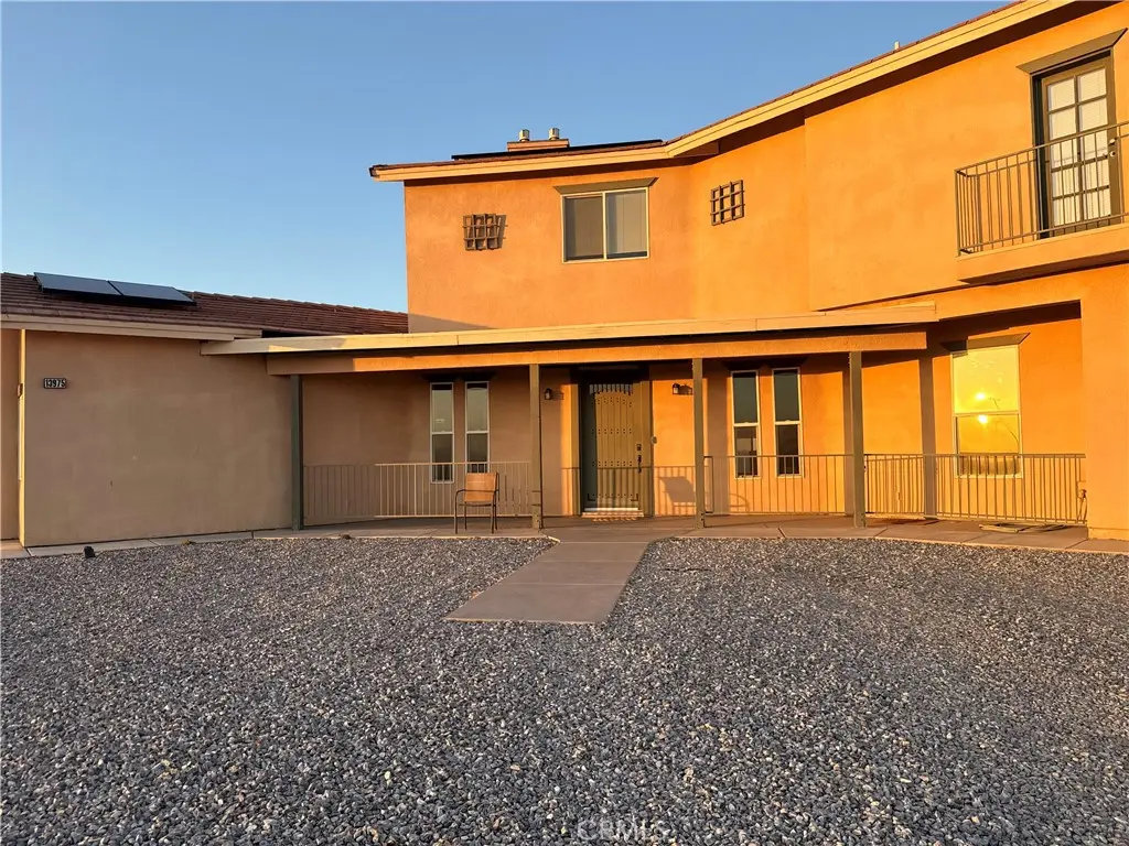 13975 Barker, Apple Valley, CA — listing photo 1