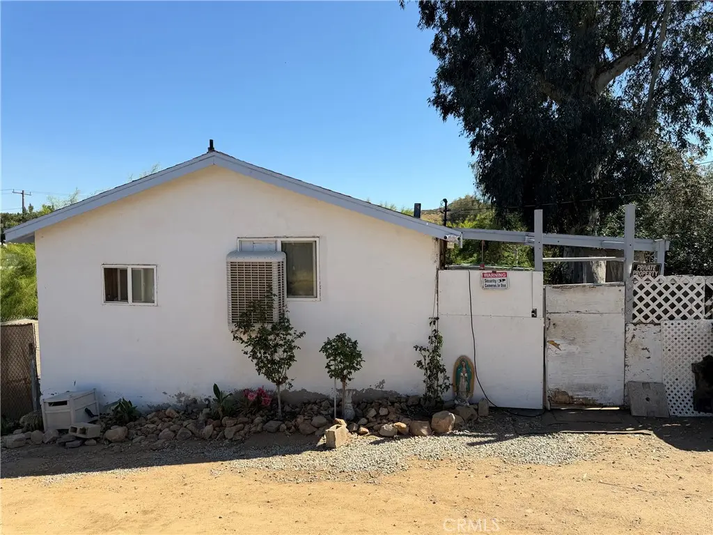 Single Family Residence for sale at 23563 Lodge Drive, Canyon Lake, CA featuring 1 bed and 2 baths