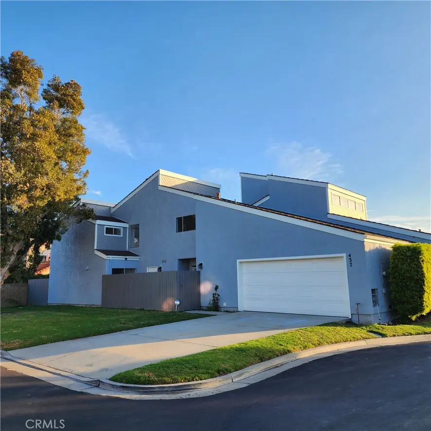 437 Reed, Port Hueneme, CA — listing photo 1