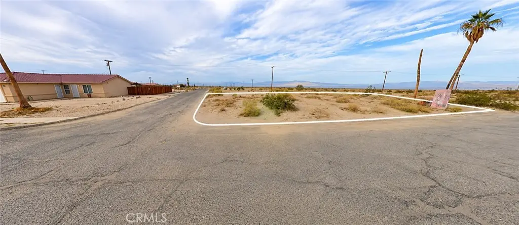 2902 Leto, Thermal, CA — listing photo 1