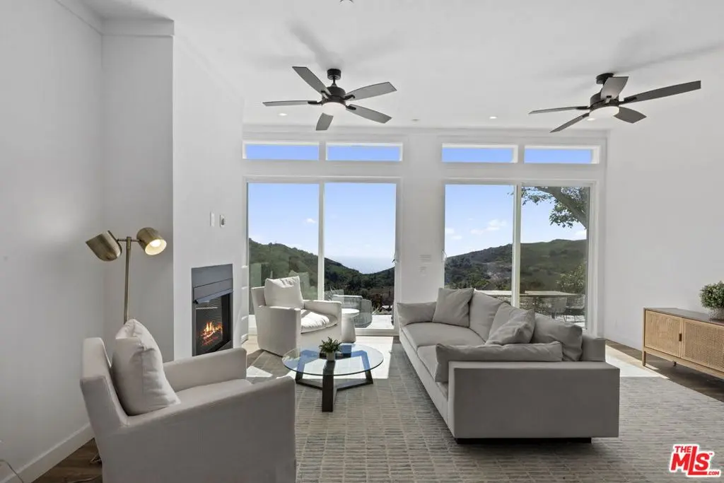 Residential Lease for rent at 3065 S S. Foose Road, Malibu, Los Angeles County, CA featuring 3 beds and 2 baths