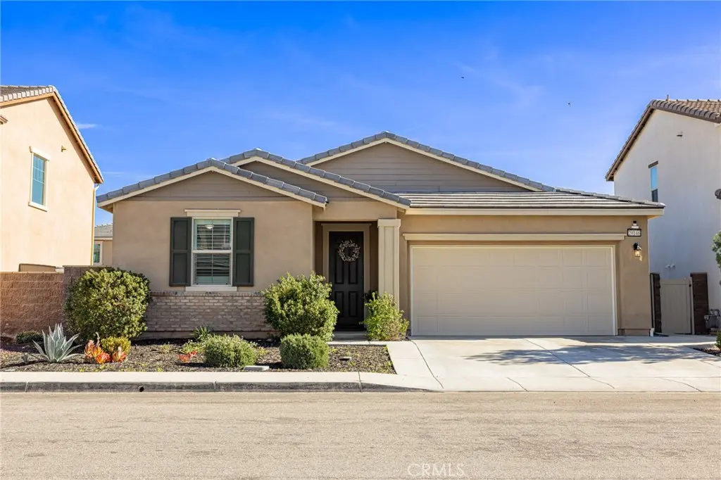 Single Family Residence for sale at 29146 Sunforest, Lake Elsinore, CA featuring 4 beds and 2 baths