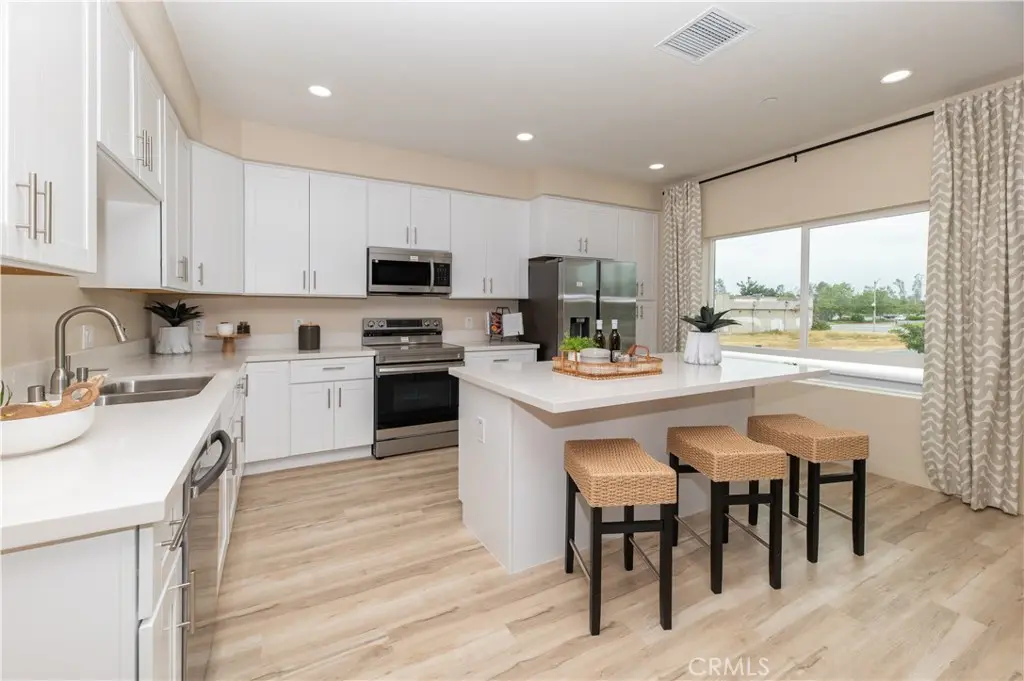 14401 Maraschino Ave., Fontana, CA — listing photo 1