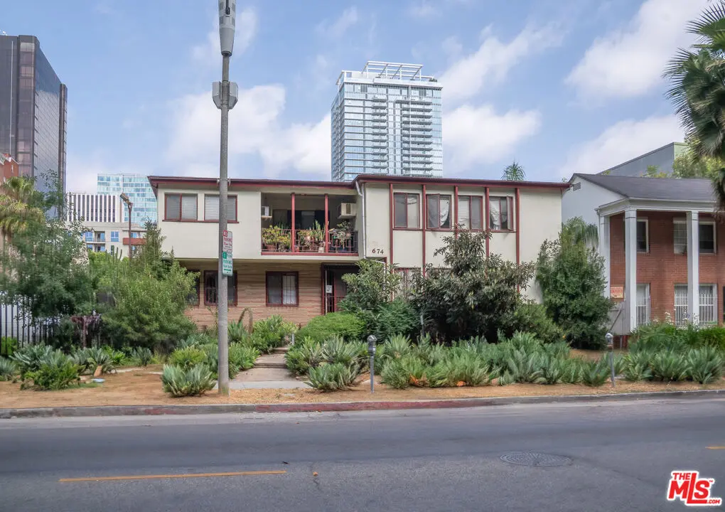 Residential Income for sale at 674 S Catalina Street, Los Angeles, CA featuring 12 beds and 12 baths
