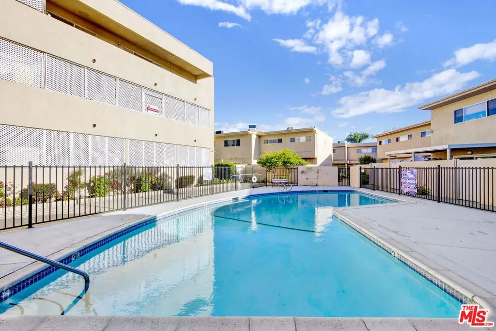 6330 Morse Avenue, North Hollywood, CA — listing photo 1