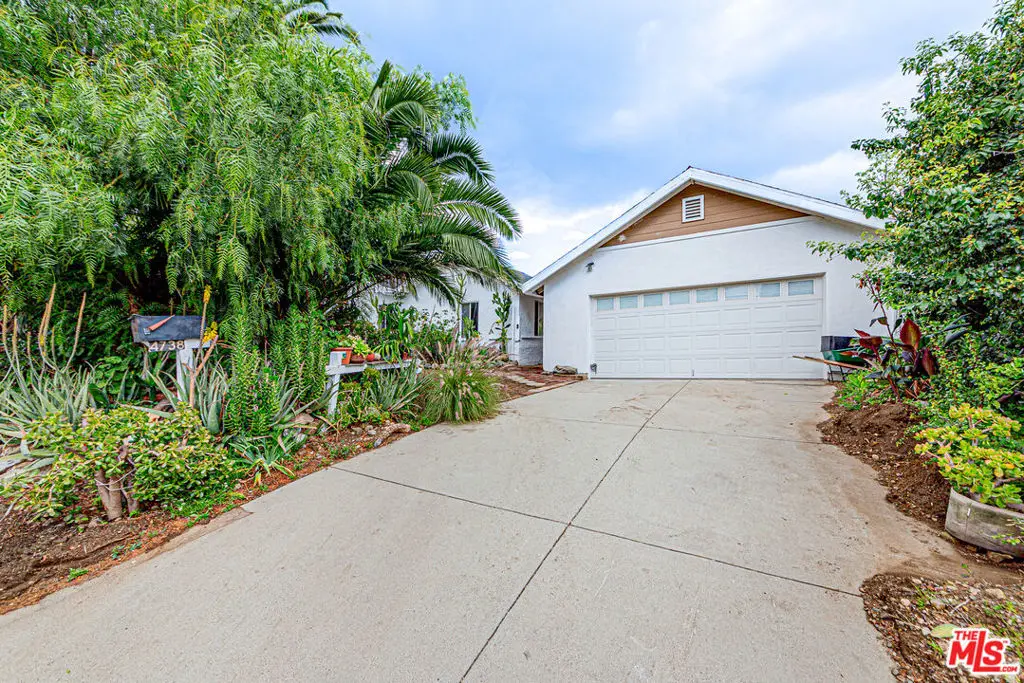 4738 New York Avenue, La Crescenta, CA — listing photo 1