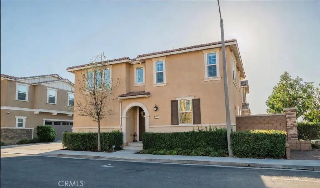 Single Family Residence for sale at 7927 Griffith Peak, Riverside, CA featuring 3 beds and 3 baths