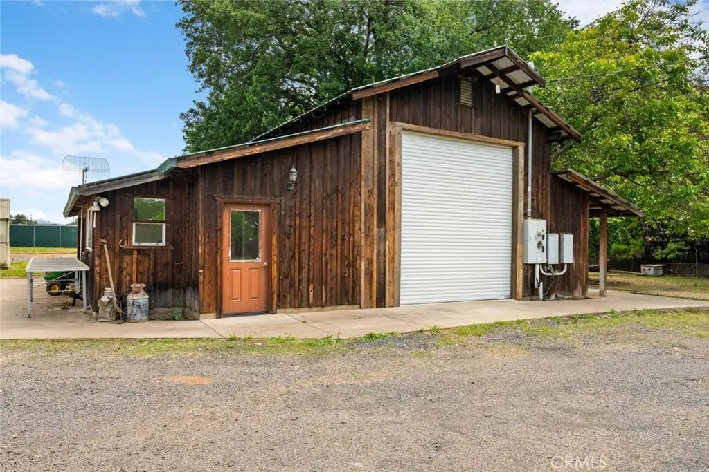 200 Speedway, Chico, CA — listing photo 1