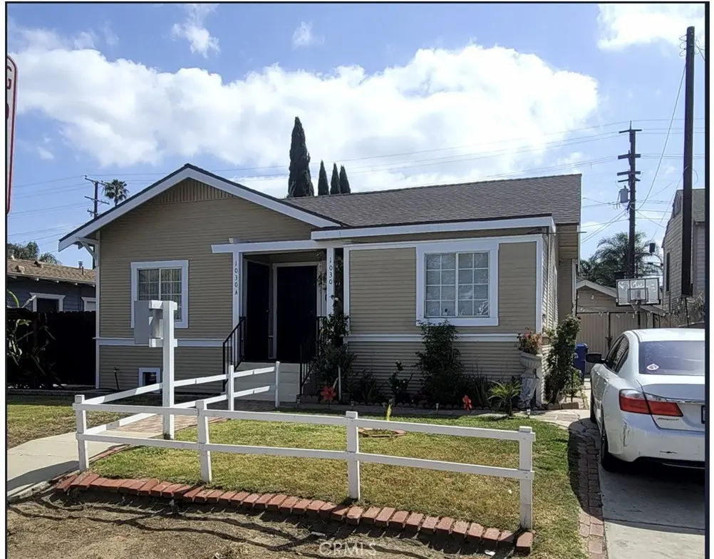 Triplex for sale at 1030 Daisy, Long Beach, CA