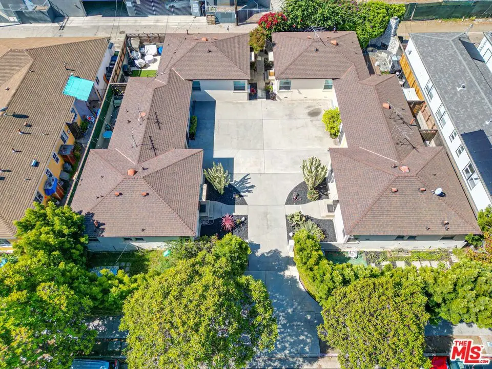 Residential Income for sale at 4239 S Centinela Avenue, Los Angeles, CA featuring 3 beds and 3 baths
