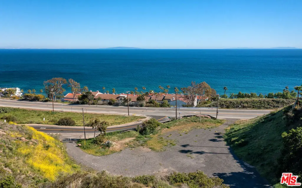 6445 Latigo Canyon Road, Malibu, CA — listing photo 1
