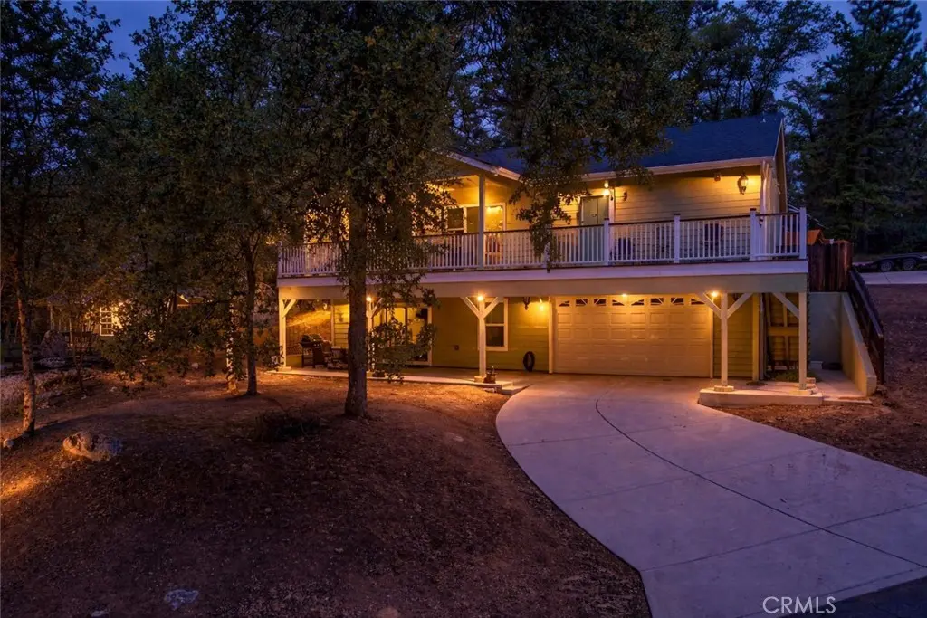 48441 Woodbend Court, Oakhurst, CA — listing photo 1