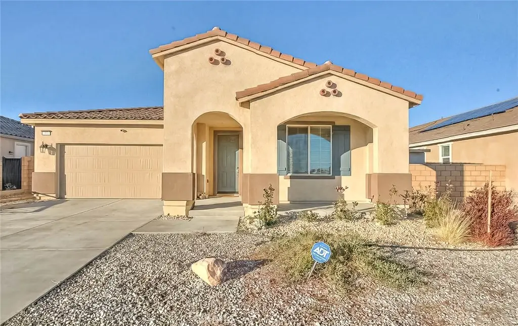 Single Family Residence for sale at 11912 Olivine, Victorville, CA featuring 3 beds and 2 baths