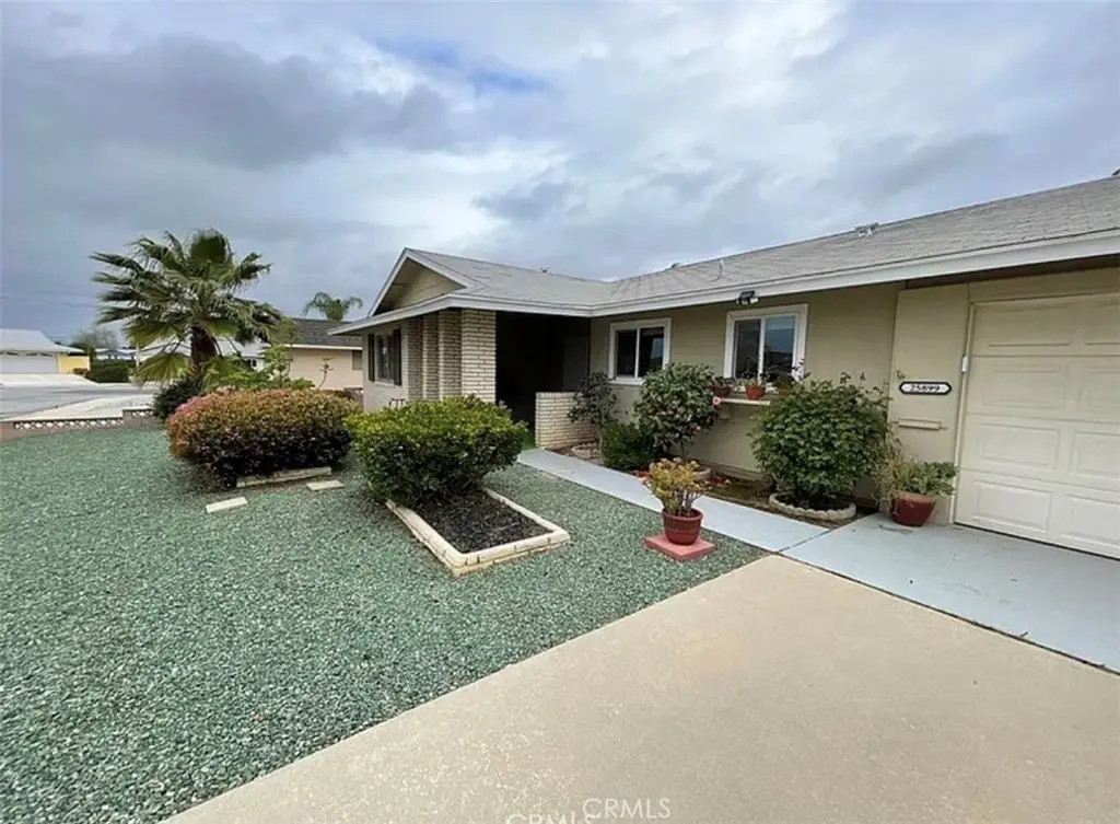 Single Family Residence for sale at 25899 Whitman, Menifee, CA featuring 2 beds and 2 baths