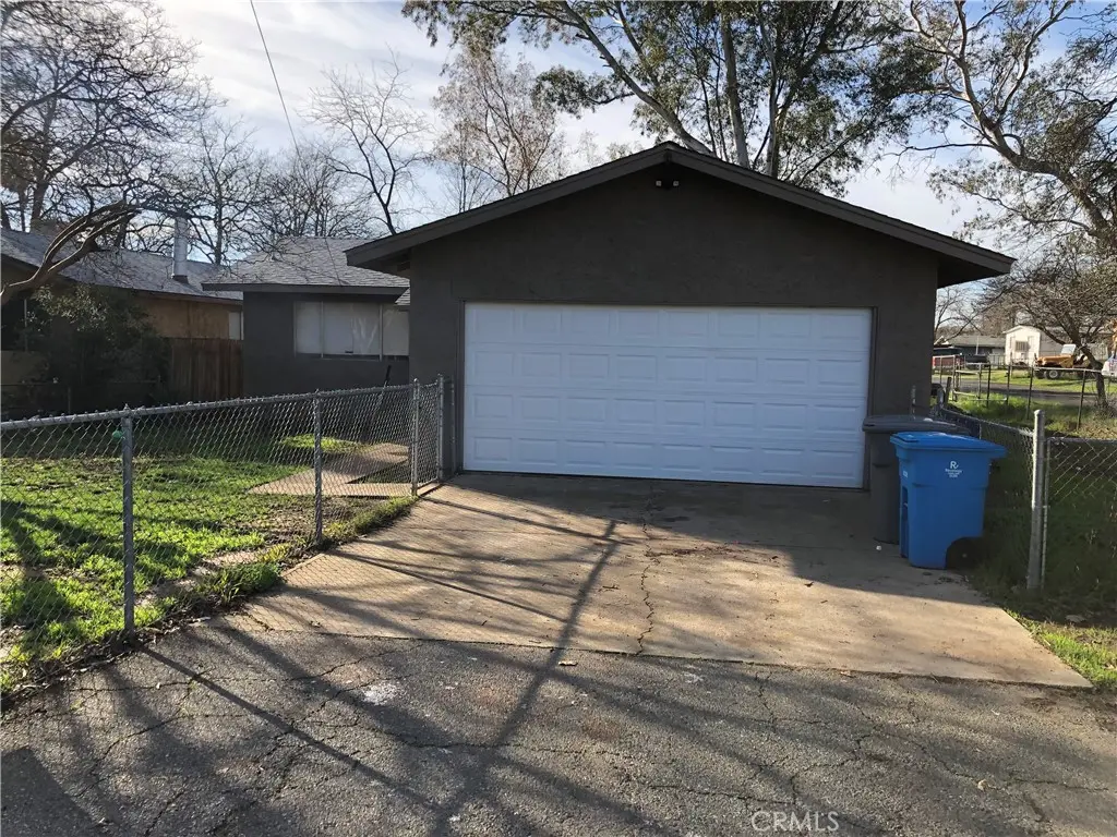 Single Family Residence for sale at 1071 12th, Oroville, CA featuring 3 beds and 2 baths