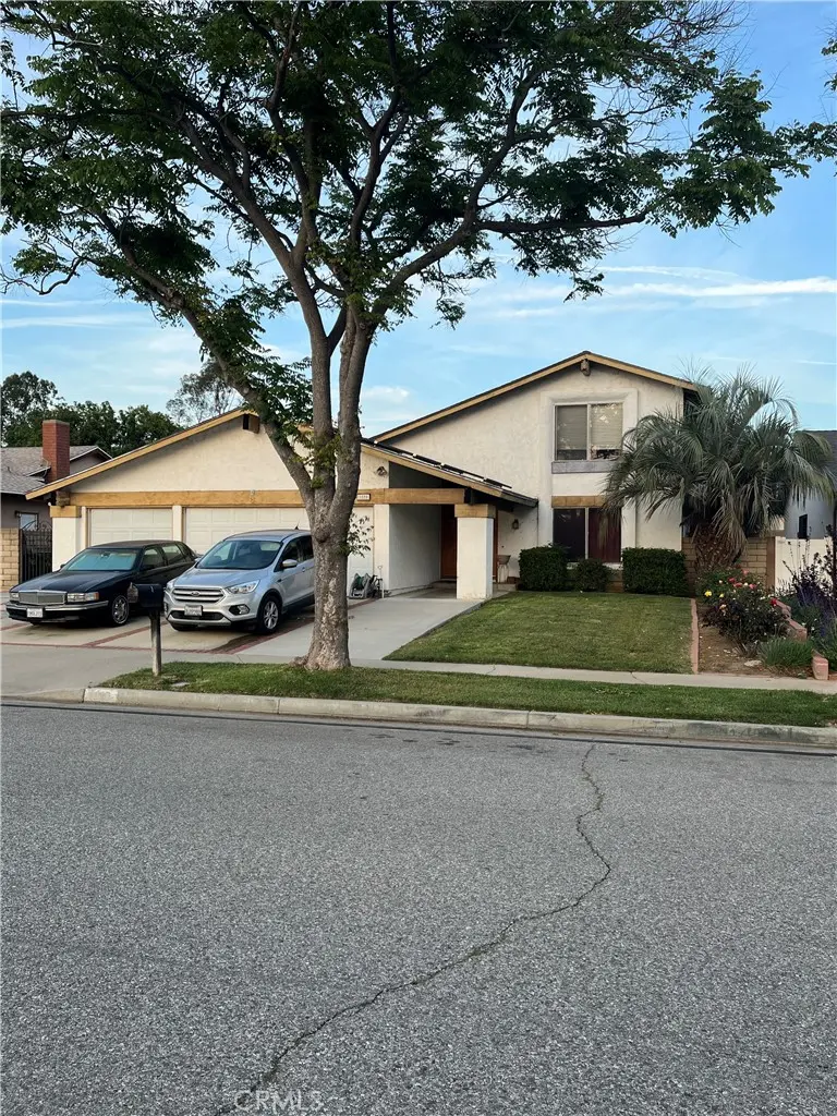 1890 N Emory, Simi Valley, CA — listing photo 1