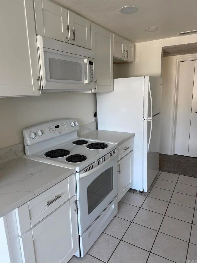 Condominium for rent at 333 Orange Avenue 41, Coronado, CA featuring 2 beds and 2 baths