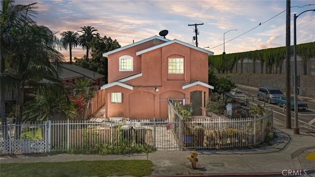 Duplex for sale at 348 W 83rd Street, Los Angeles, CA