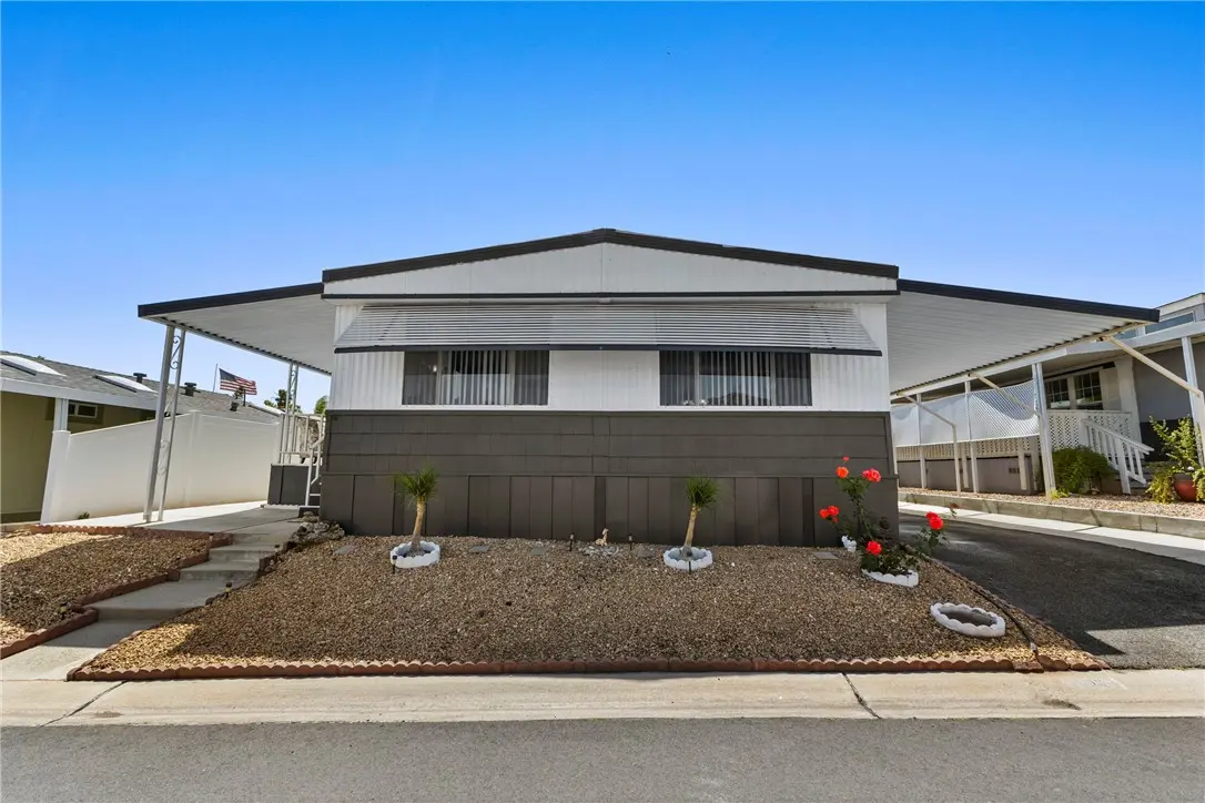 Manufactured In Park for sale at 4000 Pierce Street 132, Riverside, CA featuring 2 beds and 2 baths