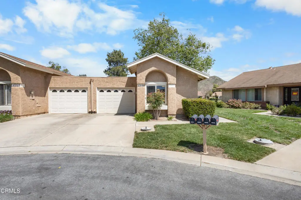 22109 Village 22, Camarillo, CA — listing photo 1