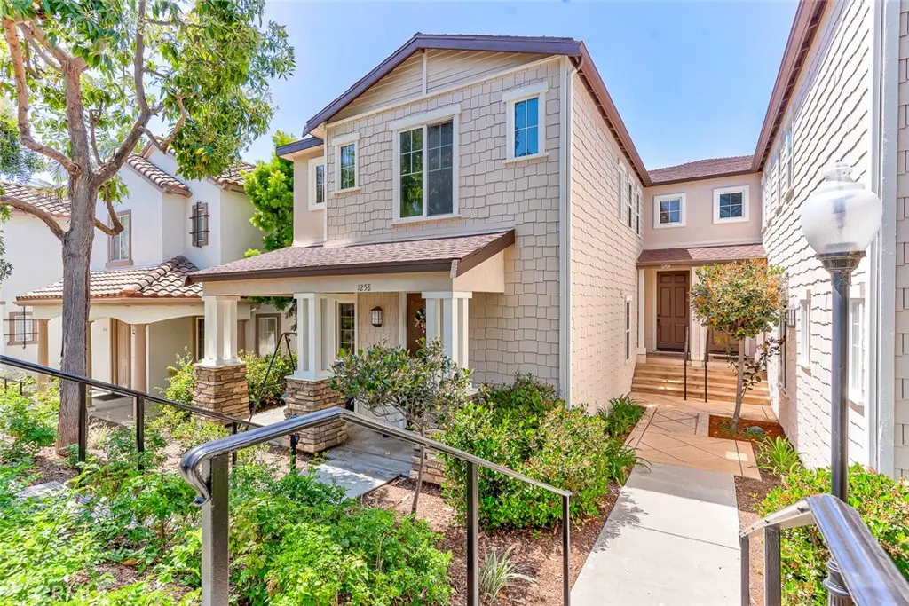 Condominium for sale at 1264 Mcfadden, Fullerton, CA featuring 2 beds and 2 baths