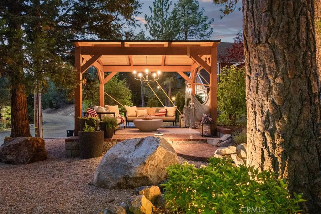 469 Golf Course Road, Lake Arrowhead, CA — listing photo 1