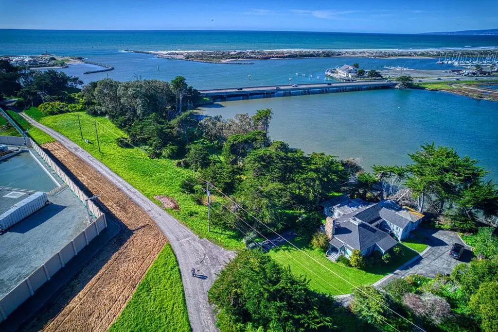 7201 Ca-1, Moss Landing, CA — listing photo 1