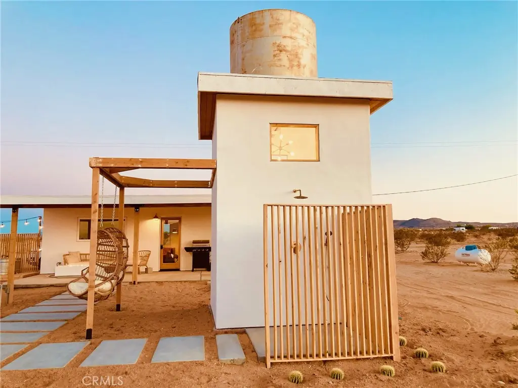 60654 Mitch Lane, Landers, CA — listing photo 1