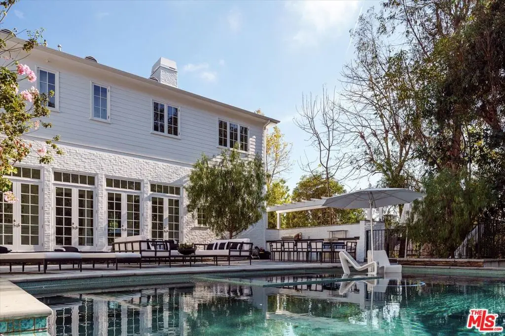 Single Family Residence for rent at 11579 W Sunset Boulevard, Los Angeles, CA featuring 6 beds and 8 baths
