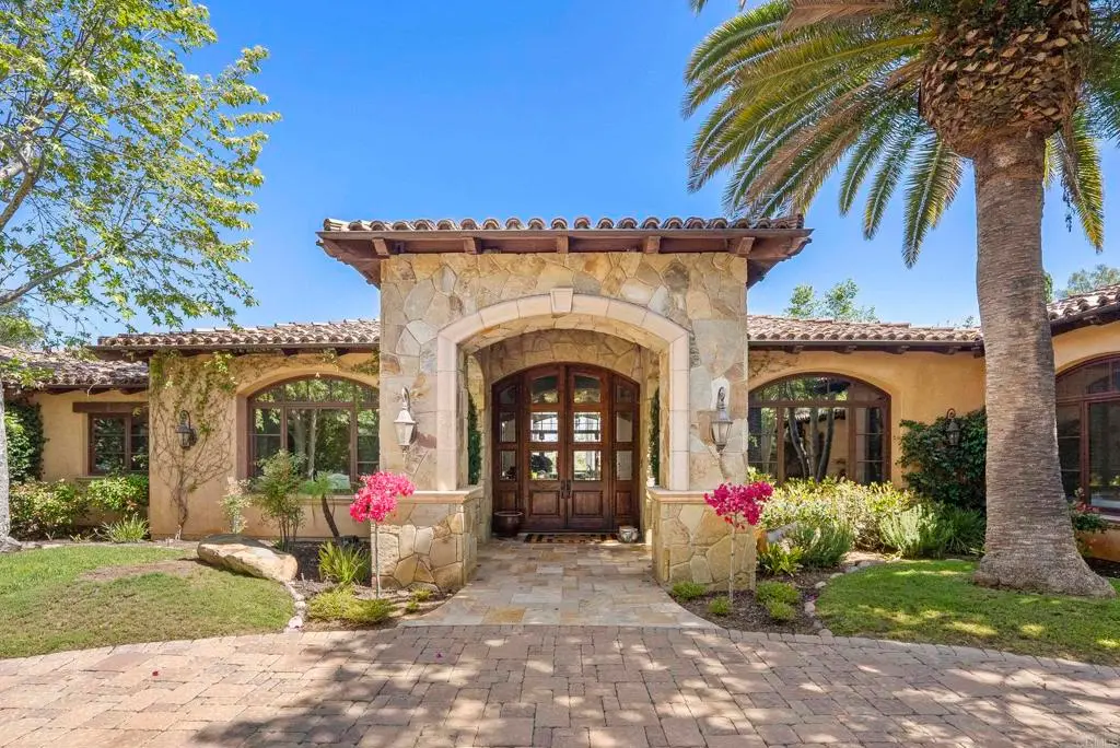 Residential Lease for rent at 4130 Rancho Las Brisas, Carmel Valley, San Diego County, CA featuring 7 beds and 7 baths
