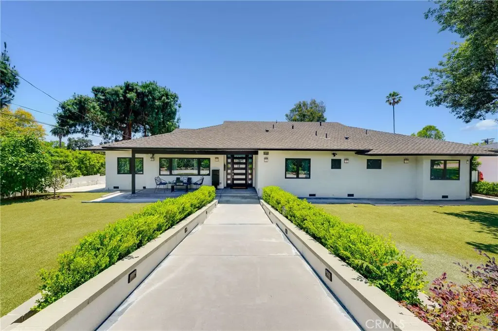 Single Family Residence for sale at 3890 Shadow Grove Road, Pasadena, CA featuring 4 beds and 5 baths
