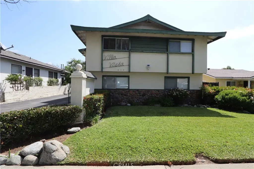 Residential Lease for rent at 460 Vista Avenue B, Pasadena, Los Angeles County, CA featuring 3 beds and 2 baths