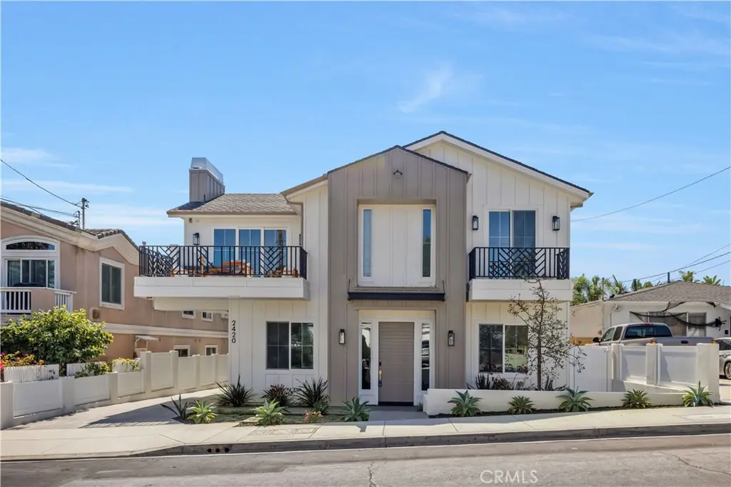 2420 Ives Lane B, Redondo Beach, CA — listing photo 1