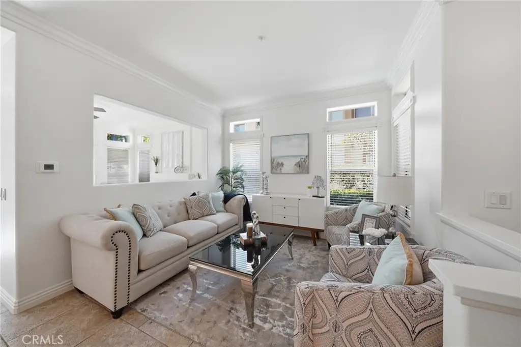 Condominium for sale at 47 Via Madera, Rancho Santa Margarita, CA featuring 3 beds and 3 baths