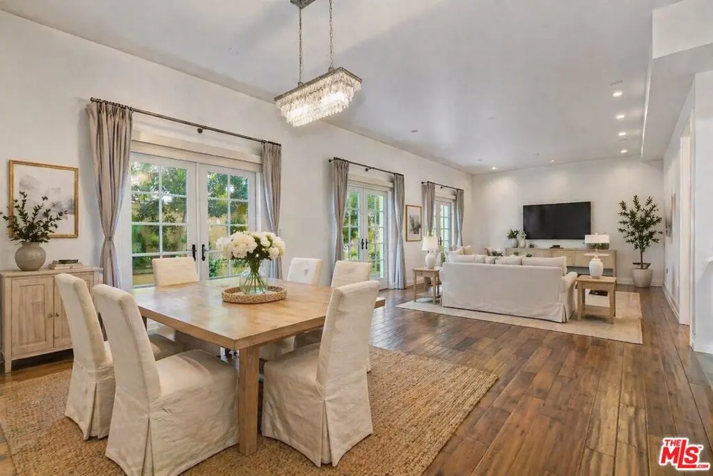 Townhouse for rent at 225 S Hamilton Drive 106, Beverly Hills, CA featuring 3 beds and 3 baths