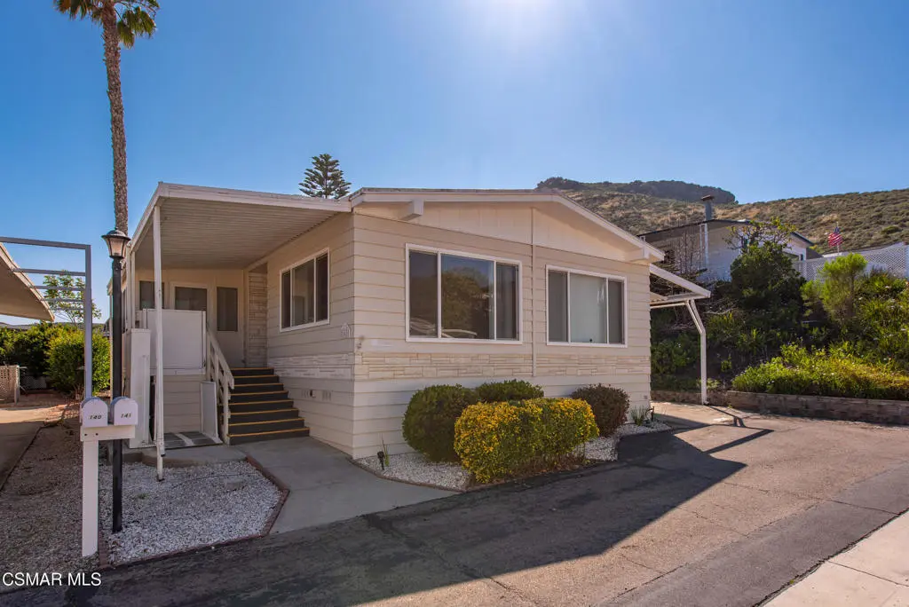 141 La Fortuna, Newbury Park, CA — listing photo 1