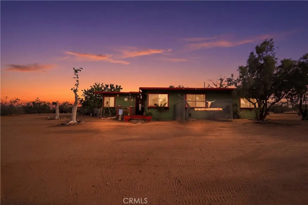 60153 Stearman, Landers, CA — listing photo 1